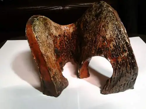 Terracotta-Skulptur "Auge von Benagil" Zuschreibung :  Bildhauer Georg Scheele 1961 Hofheim  oder Studio Bongard (Tara & Sylvain Bongard)