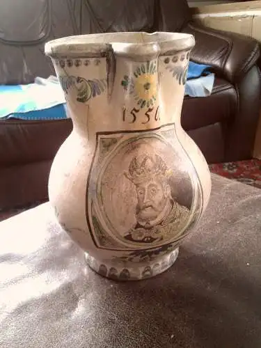 "Seltener Frankfurter Enghalskrug um 1680 – Figürliche Barock-Fayence mit Adam & Eva / Apostel"