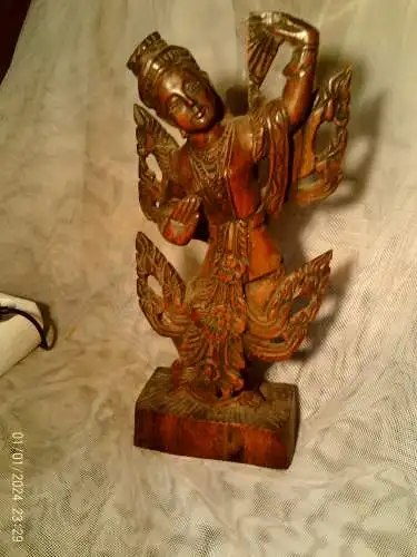 südostasiatische Schnitzkunst