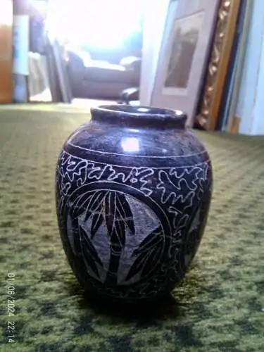Vintage Hand-Etched Black Marble Vase, Oriental Floral Design, 1970s Chinese Art, Small Sculptural Stone Pottery, 9.5cm / 3.75"
