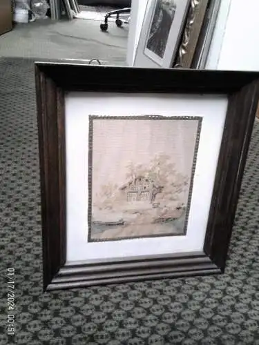 Spätbiedermeier Schlüsselkasten franz. Nußbaum massiv um 1860-80 Maße : 29 x 32 cm