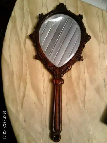 Geschnitzter Handspiegel in franz. Nußbaum oder Mahagonie um 1870 