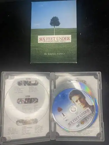 Six Feet Under - Gestorben wird immer - Die komplette Staffel 2 [5 DVDs]