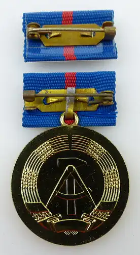 Medaille für hervorragende Leistungen im Verkehrswesen der DDR, Orden908