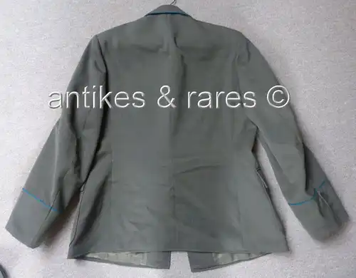 Uniform Hauptmann der LSK DDR mit Fallschirmspringer Abzeichen & Klassifizierung