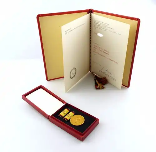 #e8165 Verdienter Mitarbeiter der Planungsorgane der DDR Medaille & Urkunde 1979