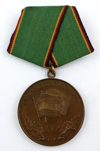 Medaille treue Dienste in der Kasernierten Volkspolizei vgl. Nr. 135a, Orden3386