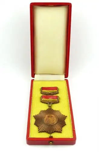 e9141 VVO Vaterländischer Verdienstorden in Bronze mit Etui Nr. 5 a 1954-72