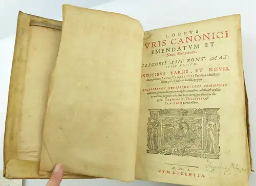 #e5213 Original altes Buch 1650 corpus juris canonici - Gesetze für Priester