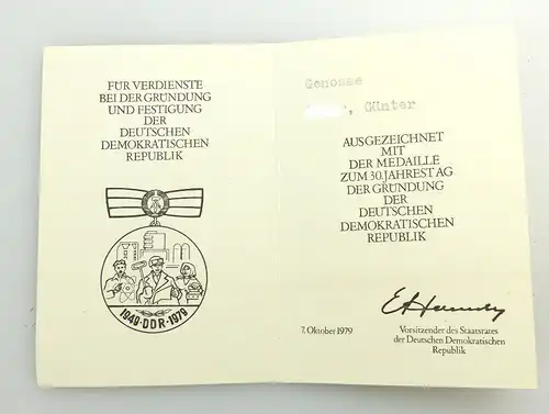 #e2983 Nachlass: Urkunde für Medaille 20 Jahre treue Dienste+Abzeichen DVfL 1981