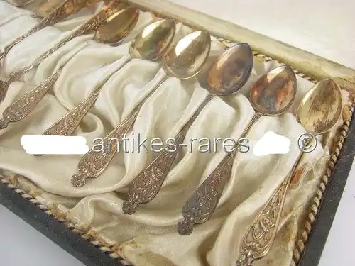 12 alte Jugendstil Teelöffel & eine Zuckerzange in 800 (Ag) Silber, Halbmond & K