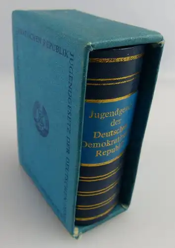 Minibuch: Jugendgesetz der DDR überreicht von Egon Krenz Zentralrat der FDJ e051