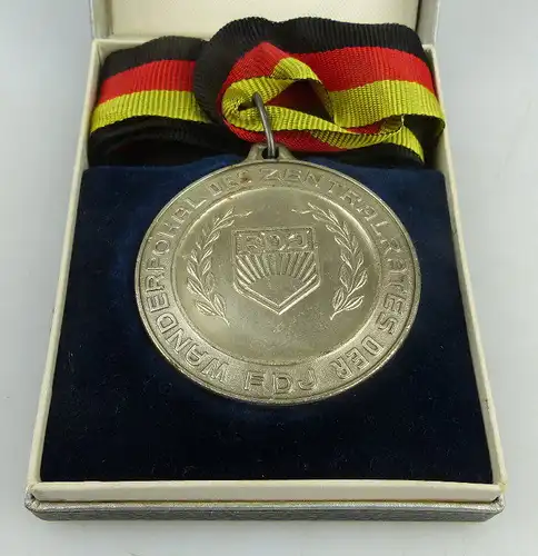 Medaille: FDJ Wanderpokal des Zentralrates der FDJ 2. Platz Orden1807