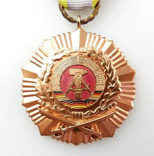 #e4597 Militärischer Verdienstorden der DDR Klasse III Bronze (ab 1982) Nr.21 a
