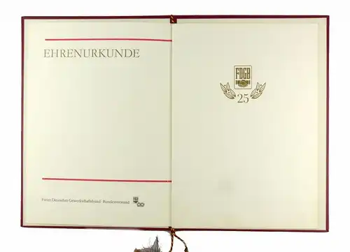 #e6615 Große alte Urkundenmappe mit 3 Urkunden FDGB von 1978 & 1984 & 1986
