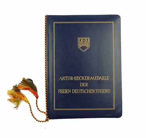 #e6933 DDR Urkunde Artur-Becker-Medaille der FDJ in Bronze Eintragung Ehrenbuch