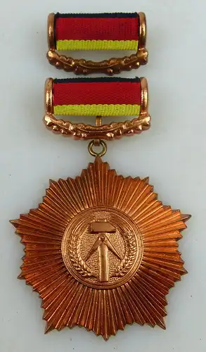 Vaterländischer Verdienstorden Bronze im org. Etui vgl. Band I Nr. 5, Orden1298