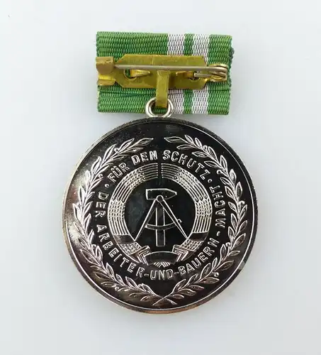 #e3256 Medaille 20 Jahre freiwilliger Helfer zum Schutz der Staatsgrenze der DDR