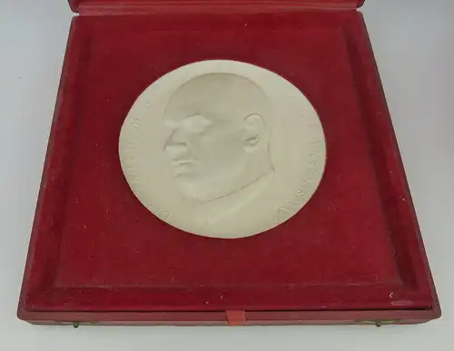 große Meissen Medaille im Etui: Ernst Thälmann 1886-1944, un036