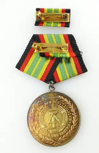 #e2842 DDR Medaille für treue Dienste in der NVA vgl.Band I Nr.149h # Punze 11 #