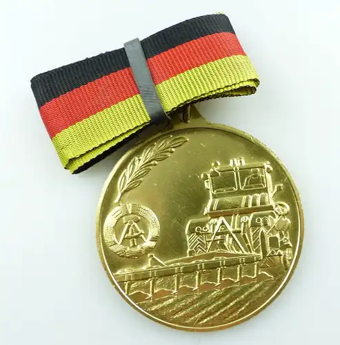 #e4067 DDR Medaille Wettbewerbe im Pflügen Bauern Landwirtschaft