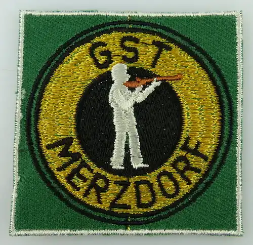 GST Abzeichen: GST Merzdorf, Aufnäher gestickt, ausgestanzt, besäumt, GST198