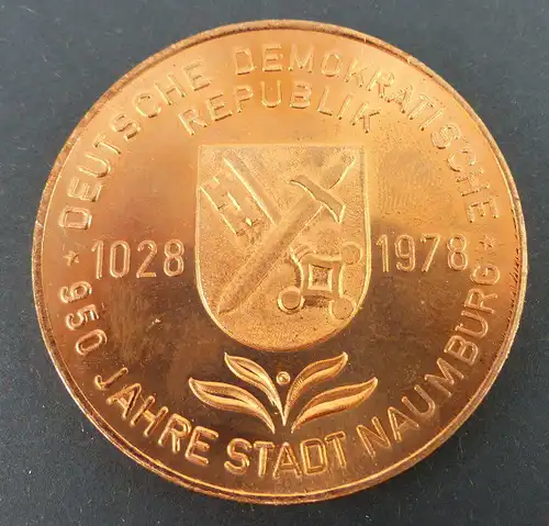 Auktio668 Medaille: 950 Jahre Stadt Naumburg DDR, Rathaus