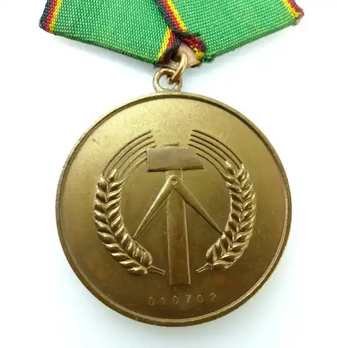 #e2456 Medaille für treue Dienste in der Kasernierten Volkspolizei Nr.135a