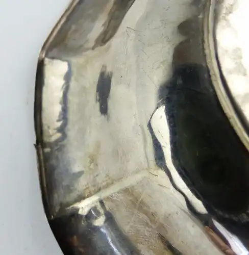 #e7247 Kleine dekorative Schale aus 835 Silber mit Gravur 16.3.1937 gehämmert
