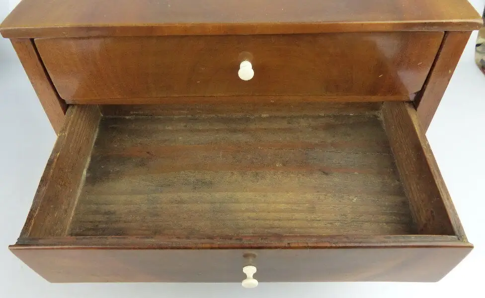 original alter Biedermeier Modell Schrank mit 3 Schubladen Miniatur so067 3