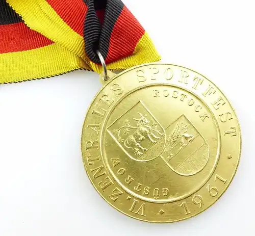 #e5786 DDR Medaille VI. Zentrales Sportfest 1961 Rostock Güstrow goldfarben