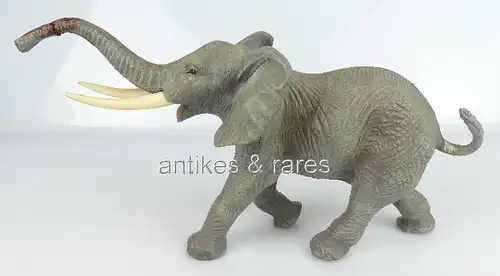 altes Elastolin Tier: großer stürmender Elefant (linol042)