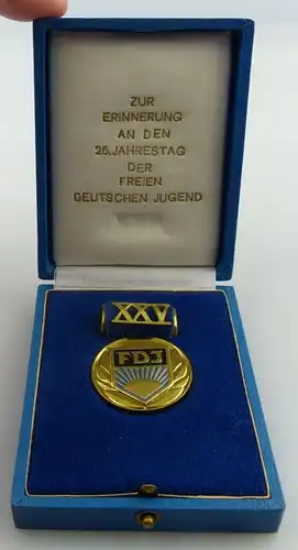 Medaille: Zur Erinnerung an den 25. Jahrestag der FDJ, Orden2557