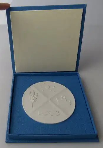 Seltene Meissen Medaille: Bezirk Rostock DDR, Orden1509