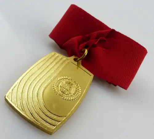 Medaille: ASV Vorwärts Armeesportvereinigung, goldfarben, Orden2536