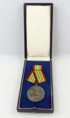 #e3490 DDR Medaille für treue Dienste NVA vgl. Band I Nr. 150 d Punze 3 1962-63