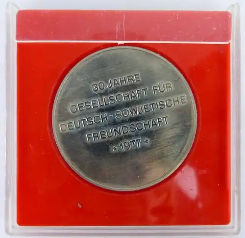 Medaille 30 Jahre Gesellschaft für Deutsch Sowjetische Freundschaft 1977 im Etui