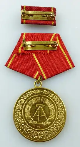 Medaille treue Dienste in den bewaffneten Organen MdI Gold Nr. 140 a ,Orden3281