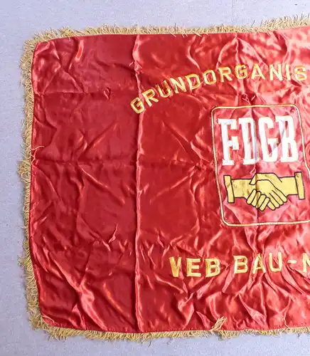 schwere Seiden Fahne: Grundorganisation FDGB VEB Bau Nord , Orden2901