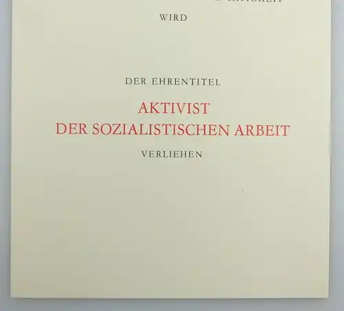 Blanco Urkunde + Abzeichen: Aktivist der sozialistischen Arbeit, so259