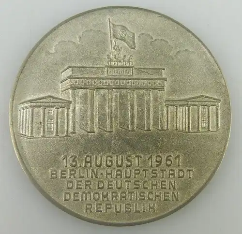 Medaille: 13. August 1961 Berlin Hauptstadt der DDR, Für den Schutz de ,Orden986