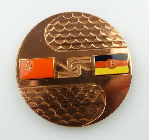 e9455 Ehrengeschenk Medaille Fährverbindung DDR UDSSR Flaggen emailliert