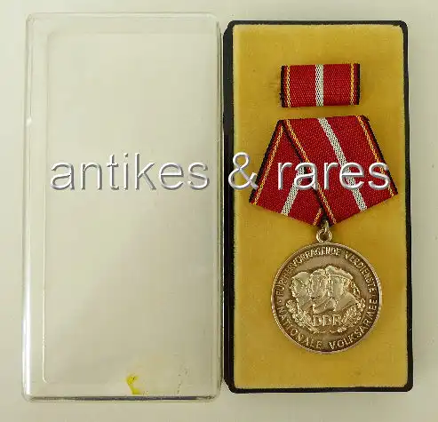 Verdienstmedaille der NVA in 900 Silber, 1960-68 vgl. Band I Nr. 146 d Punze 4