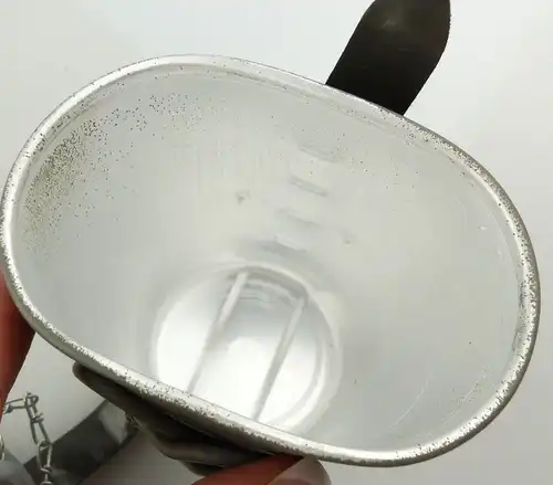 E9541 NVA Trinkflasche Flächentarn Blumentarn unbenutzt