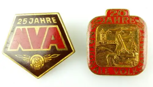 2 DDR Abzeichen: 25 und 20 Jahre Nationale Volkarmee NVA e1742