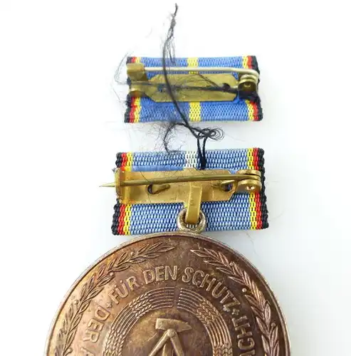 #e2459 Medaille für langjährige Pflicherfüllung, Landesverteidigung DDR