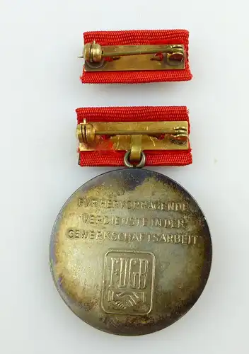 #e2765 FDGB Fritz Heckert Medaille für hervorr. Verdienste in der Gewerkschaft