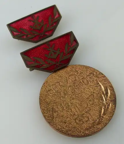 GST Medaille Hervorragender Ausbilder GST Bronze vgl. Band VII Nr. 14b, GST14b