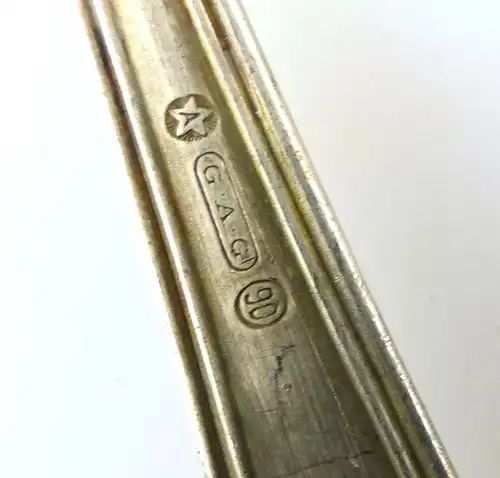 E9670 Versilberter Pastetenheber mit Rosen und Zuckerlöffel 90er Silberauflage