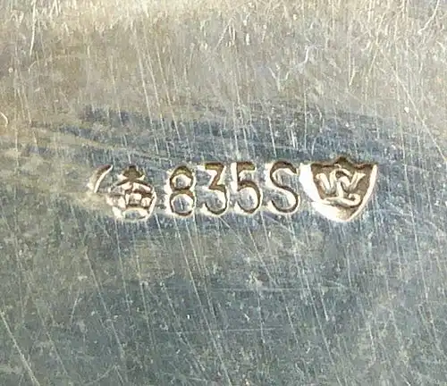 E9635 Kleiner alter Becher aus massivem 835 Silber Halbmond und Krone deutsch
